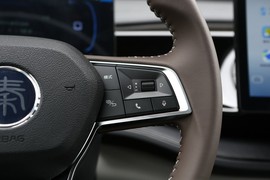 2024款比亚迪秦PLUS