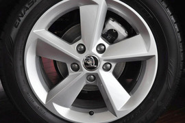 2015款斯柯达明锐1.4T