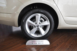 2015款斯柯达明锐1.4T
