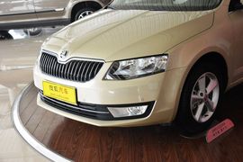 2015款斯柯达明锐1.4T