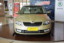 2015款斯柯达明锐1.4T
