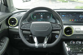 2024款东风风行雷霆