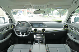 2024款东风风行雷霆