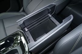 2024款东风风行雷霆