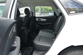 2024款东风风行雷霆