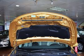 2011款日产骐达1.6L