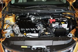 2011款日产骐达1.6L