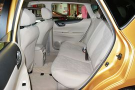2011款日产骐达1.6L
