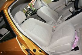 2011款日产骐达1.6L