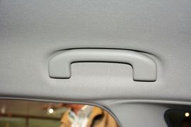 2011款日产骐达1.6L
