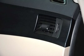 2011款日产骐达1.6L