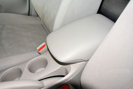 2011款日产骐达1.6L