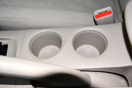 2011款日产骐达1.6L