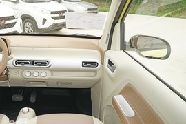 2024款五菱宏光MINIEV