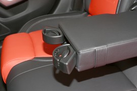 2024款奔驰A级AMG