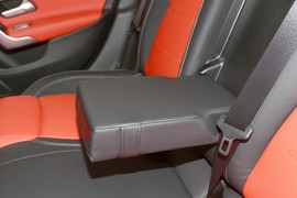 2024款奔驰A级AMG