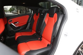 2024款奔驰A级AMG