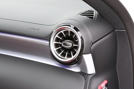 2024款奔驰A级AMG