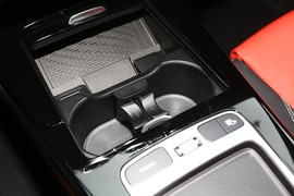 2024款奔驰A级AMG