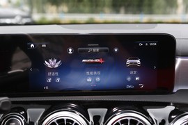 2024款奔驰A级AMG