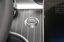 2024款奔驰C