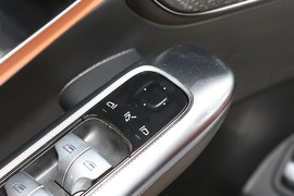 2024款奔驰GLC