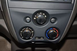 2014款日产阳光1.5XE