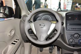 2014款日产阳光1.5XE