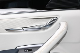 2024款比亚迪宋PLUS新能源