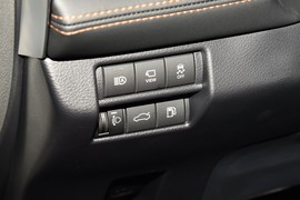 2024款丰田亚洲龙