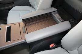 2024款丰田格瑞维亚