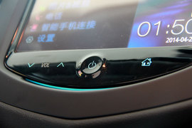 全新雪佛兰创酷新车到店实拍