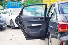 2023款东风风神E70