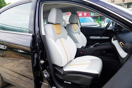 2023款东风风神E70