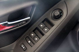 全新雪佛兰创酷新车到店实拍