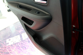 全新雪佛兰创酷新车到店实拍