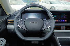 2023款东风风神E70