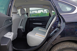 2023款东风风神E70