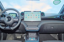 2025款比亚迪海豚