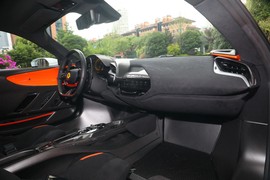 2023款法拉利SF90