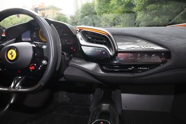 2023款法拉利SF90