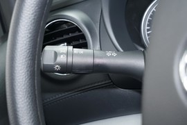 2023款郑州日产锐骐6