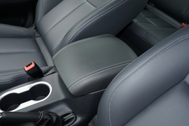 2023款郑州日产锐骐6