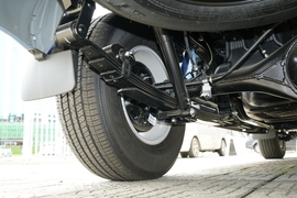 2023款郑州日产锐骐6