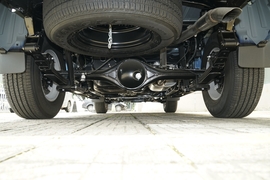 2023款郑州日产锐骐6