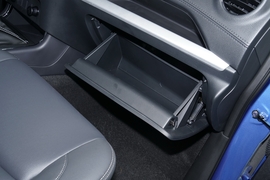 2023款郑州日产锐骐6