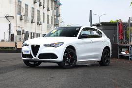 2024款阿尔法·罗密欧Stelvio