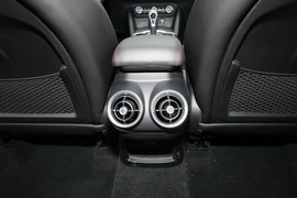 2024款阿尔法·罗密欧Stelvio