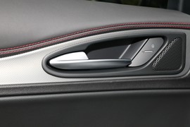 2024款阿尔法·罗密欧Stelvio