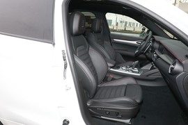 2024款阿尔法·罗密欧Stelvio